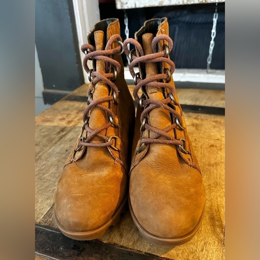 Sorel Waterproof Lace-Up Boots Women’s 8.5 Tan Nubuck Winter Boot - Picture 7 of 9